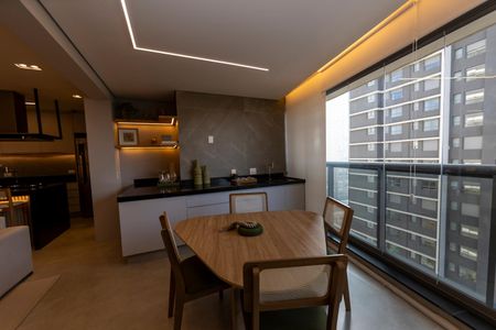Apartamento para alugar com 123m², 3 quartos e 2 vagas Apartamento para alugar com 123m², 3 quartos e 2 vagasSala_Cozinha