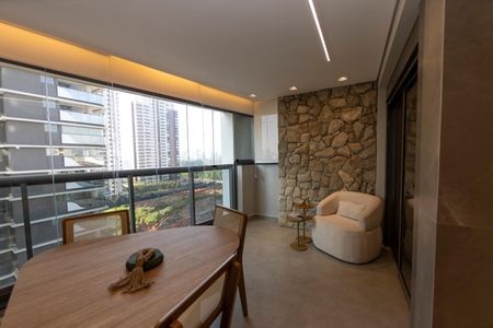 Apartamento para alugar com 123m², 3 quartos e 2 vagas Apartamento para alugar com 123m², 3 quartos e 2 vagasSala_Cozinha