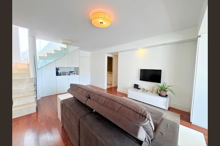 Apartamento à venda com 236m², 3 quartos e 3 vagas Apartamento à venda com 236m², 3 quartos e 3 vagasSala