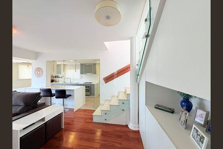Apartamento à venda com 236m², 3 quartos e 3 vagas Apartamento à venda com 236m², 3 quartos e 3 vagasSala