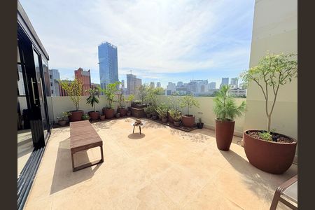 Apartamento à venda com 236m², 3 quartos e 3 vagas Apartamento à venda com 236m², 3 quartos e 3 vagasCobertura