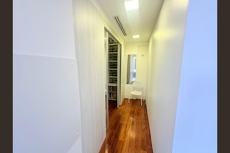 Apartamento à venda com 236m², 3 quartos e 3 vagas Apartamento à venda com 236m², 3 quartos e 3 vagasQuarto 1