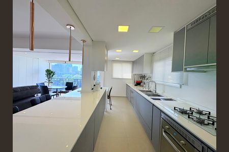 Apartamento à venda com 236m², 3 quartos e 3 vagas Apartamento à venda com 236m², 3 quartos e 3 vagasCozinha