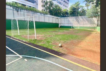 Apartamento à venda com 236m², 3 quartos e 3 vagas