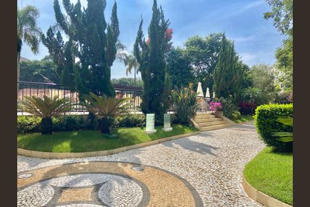 Apartamento à venda com 236m², 3 quartos e 3 vagas