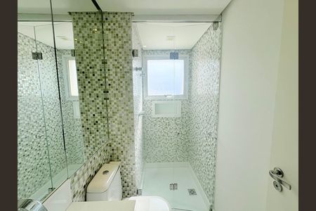 Apartamento à venda com 236m², 3 quartos e 3 vagas Apartamento à venda com 236m², 3 quartos e 3 vagasBanheiro 3
