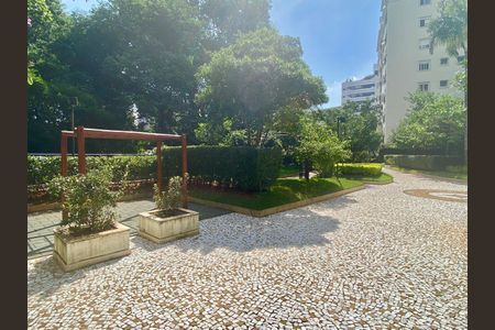 Apartamento à venda com 236m², 3 quartos e 3 vagas