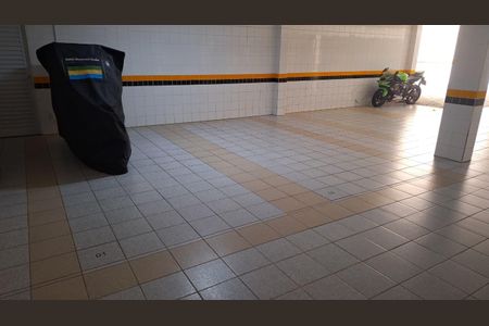 Apartamento para alugar com 300m², 2 quartos e 1 vaga Apartamento para alugar com 300m², 2 quartos e 1 vagaGaragem