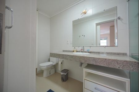 Apartamento para alugar com 300m², 2 quartos e 1 vagaBanheiro da Suíte 2