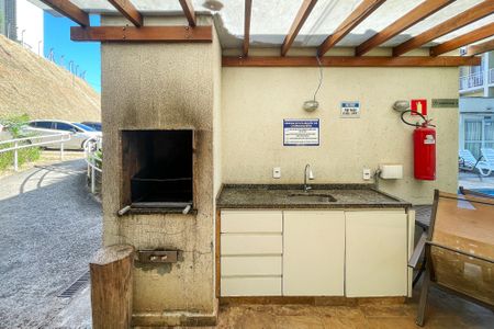 Apartamento para alugar com 49m², 2 quartos e 1 vagaÁrea comum - Churrasqueira