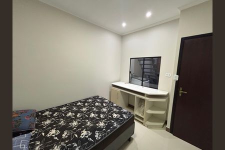 Casa para alugar com 150m², 5 quartos e 1 vaga Casa para alugar com 150m², 5 quartos e 1 vagaQuarto 1