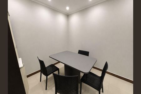 Casa para alugar com 150m², 5 quartos e 1 vaga Casa para alugar com 150m², 5 quartos e 1 vagaSala de Jantar