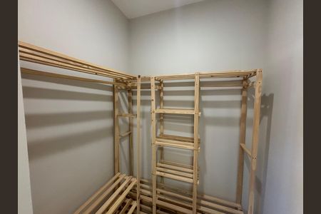 Casa para alugar com 150m², 5 quartos e 1 vaga Casa para alugar com 150m², 5 quartos e 1 vagaCloset