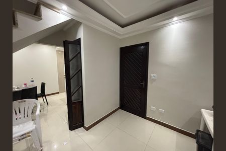 Sala de casa para alugar com 4 quartos, 250m² em Jardim Popular, São Paulo