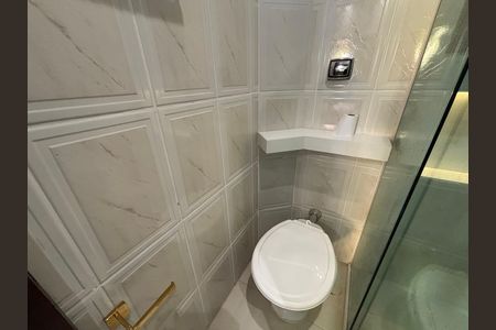 Casa para alugar com 150m², 5 quartos e 1 vaga Casa para alugar com 150m², 5 quartos e 1 vagaBanheiro da Suíte 1