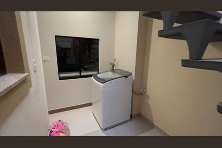 Casa para alugar com 150m², 5 quartos e 1 vaga Casa para alugar com 150m², 5 quartos e 1 vagaÁrea de Serviço