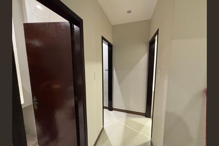 Casa para alugar com 150m², 5 quartos e 1 vaga Casa para alugar com 150m², 5 quartos e 1 vagaCorredor