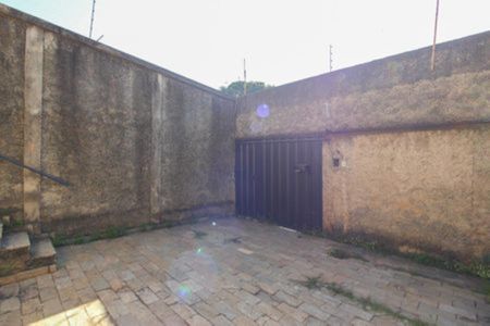 Casa à venda com 180m², 2 quartos e 2 vagas