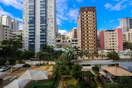Apartamento para alugar com 64m², 2 quartos e 2 vagasVista da Área de Serviço