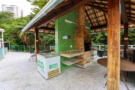 Apartamento para alugar com 64m², 2 quartos e 2 vagasÁrea comum - Churrasqueira