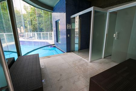 Apartamento para alugar com 64m², 2 quartos e 2 vagasÁrea comum - Piscina