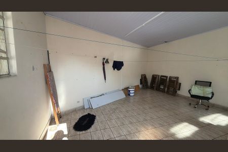 Casa para alugar com 160m², 3 quartos e 2 vagas