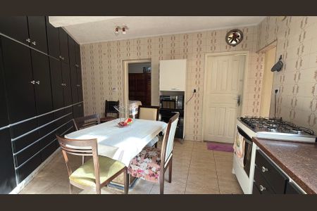 Casa para alugar com 160m², 3 quartos e 2 vagas