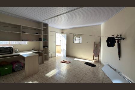 Casa para alugar com 160m², 3 quartos e 2 vagas