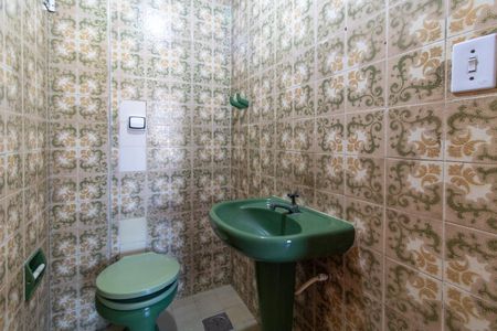 Apartamento à venda com 80m², 3 quartos e sem vaga Apartamento à venda com 80m², 3 quartos e sem vagaLavabo