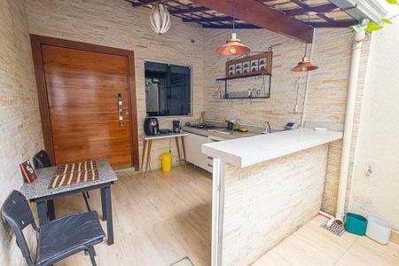 cozinha de kitnet/studio para alugar com 1 quarto, 40m² em Jardim Guanabara, Belo Horizonte