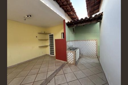 Casa para alugar com 3 quartos, 200m² em Cidade Jardim, Uberlândia