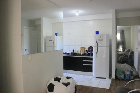 Sala de apartamento para alugar com 2 quartos, 50m² em Jardim Bela Vista, Guarulhos