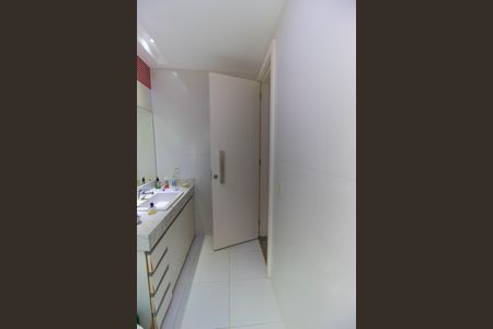 Casa de Condomínio à venda com 4 quartos, 582m² em Santo Antônio, Niterói