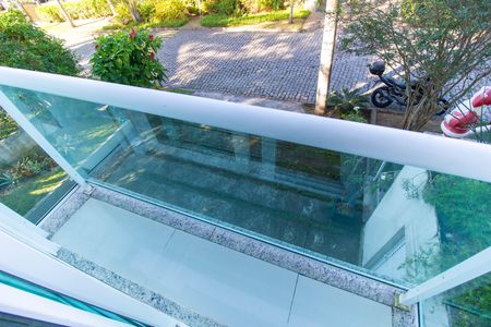 Casa de condomínio à venda com 582m², 4 quartos e 5 vagas