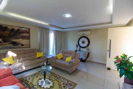 Casa de Condomínio à venda com 4 quartos, 582m² em Santo Antônio, Niterói