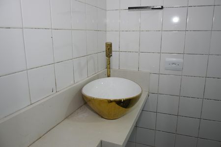 Casa para alugar com 60m², 2 quartos e sem vagaBanheiro