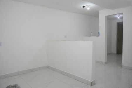 Sala de casa para alugar com 2 quartos, 60m² em Jardim São Bento Novo, Embu das Artes