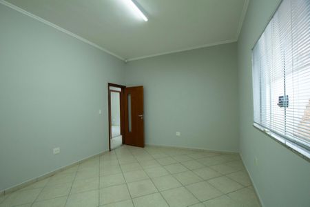 Casa para alugar com 233m², 7 quartos e 3 vagas