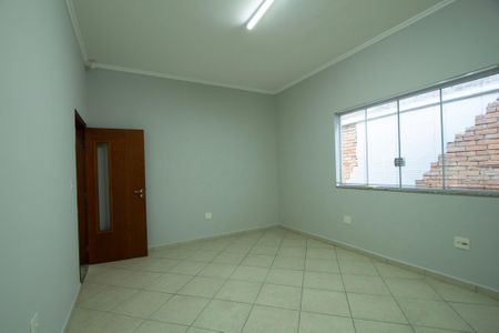 Casa para alugar com 233m², 7 quartos e 3 vagas