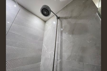 Apartamento à venda com 66m², 2 quartos e 1 vaga Apartamento à venda com 66m², 2 quartos e 1 vagaBanheiro Social