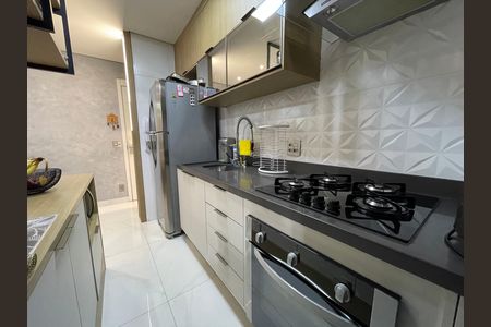 Apartamento à venda com 66m², 2 quartos e 1 vaga Apartamento à venda com 66m², 2 quartos e 1 vagaCozinha e Área de Serviço