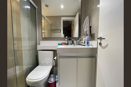 Apartamento à venda com 66m², 2 quartos e 1 vaga Apartamento à venda com 66m², 2 quartos e 1 vagaBanheiro da Suíte