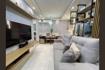 Apartamento à venda com 66m², 2 quartos e 1 vaga Apartamento à venda com 66m², 2 quartos e 1 vagaSala