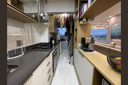 Apartamento à venda com 66m², 2 quartos e 1 vaga Apartamento à venda com 66m², 2 quartos e 1 vagaCozinha e Área de Serviço