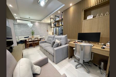 Apartamento à venda com 66m², 2 quartos e 1 vaga Apartamento à venda com 66m², 2 quartos e 1 vagaSala