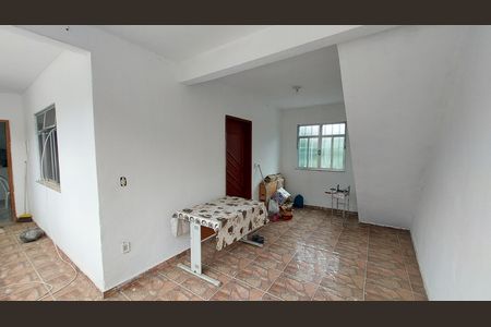 Casa para alugar com 55m², 1 quarto e sem vaga Casa para alugar com 55m², 1 quarto e sem vagaVaranda