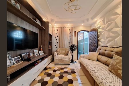 Sala de casa à venda com 2 quartos, 100m² em Jardim Santa Cruz, São Paulo