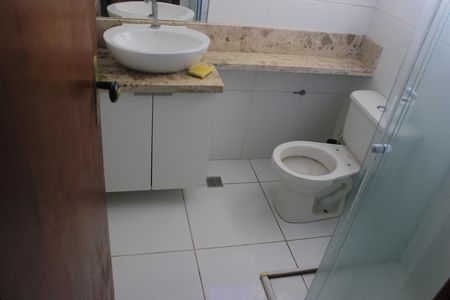 Apartamento para alugar com 53m², 2 quartos e sem vagaBanheiro