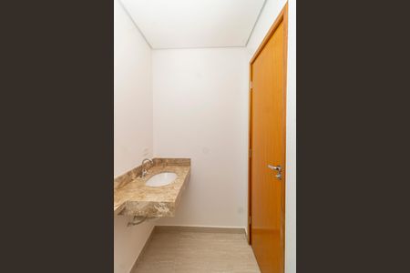 Apartamento à venda com 37m², 2 quartos e sem vaga Apartamento à venda com 37m², 2 quartos e sem vagaBanheiro