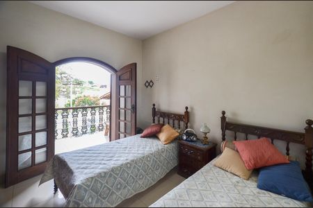 Casa à venda com 1500m², 5 quartos e 5 vagas